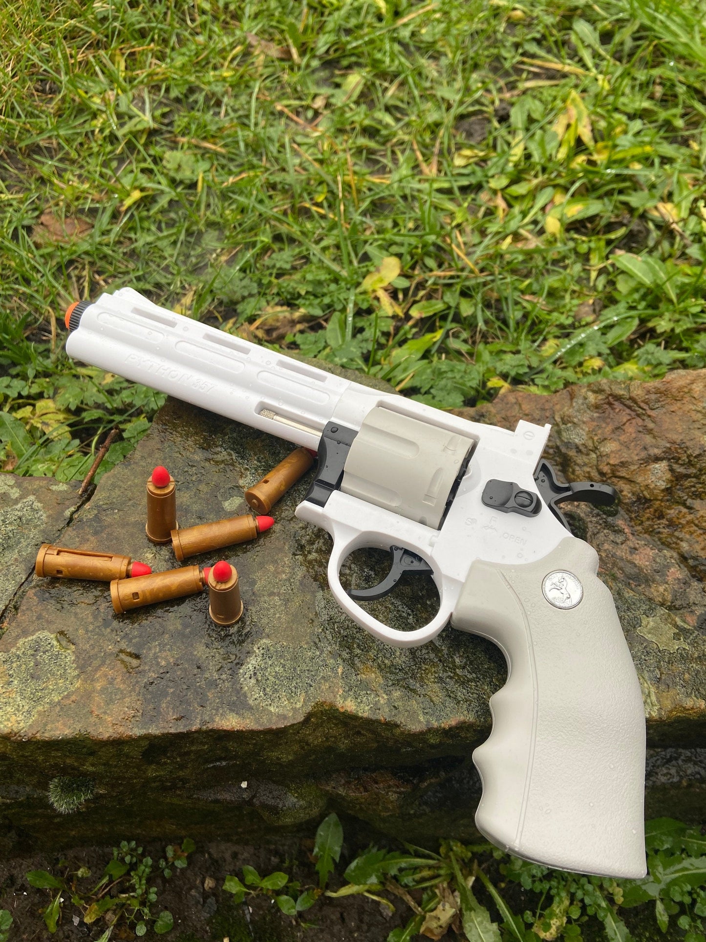 Revolver Semiauto Pistol Soft Dart Blaster - Cosplay / Prop Toy Gun